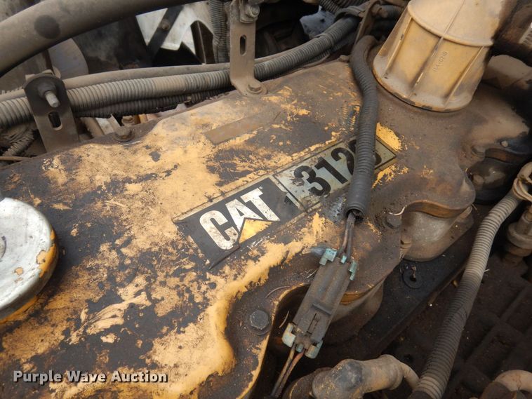 image for item AF9292 2000 Freightliner FL80  dump truck