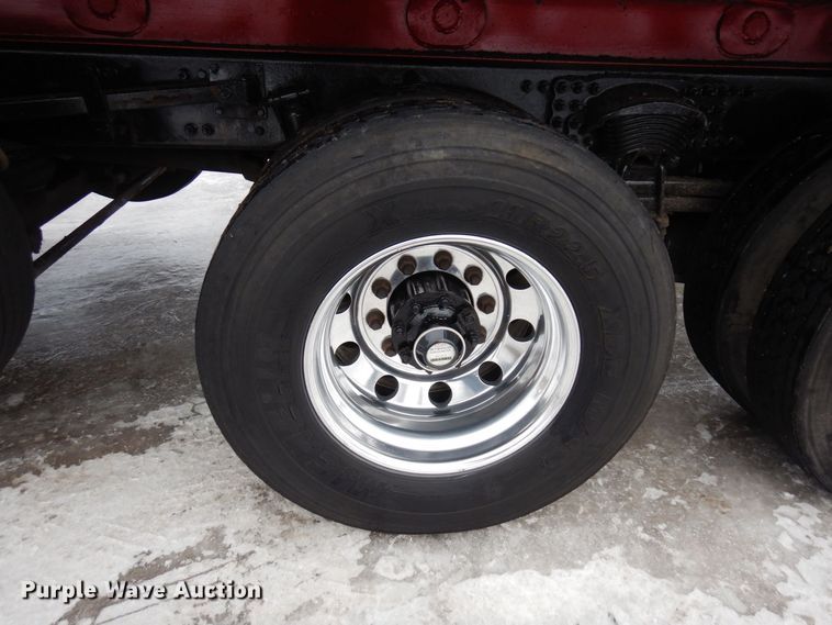 image for item AF9292 2000 Freightliner FL80  dump truck