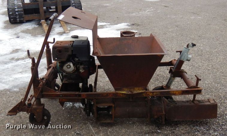 image for item AF9293 Curb machine