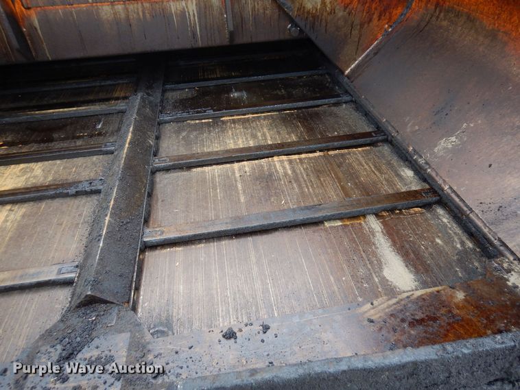 image for item AF9294 2018 Lee Boy 8520  paver