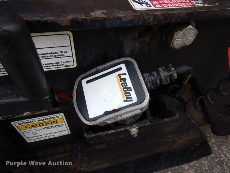 image for item AF9294 2018 Lee Boy 8520  paver