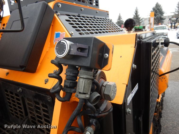 image for item AF9294 2018 Lee Boy 8520  paver