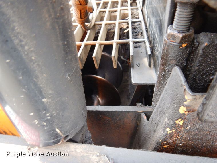 image for item AF9294 2018 Lee Boy 8520  paver