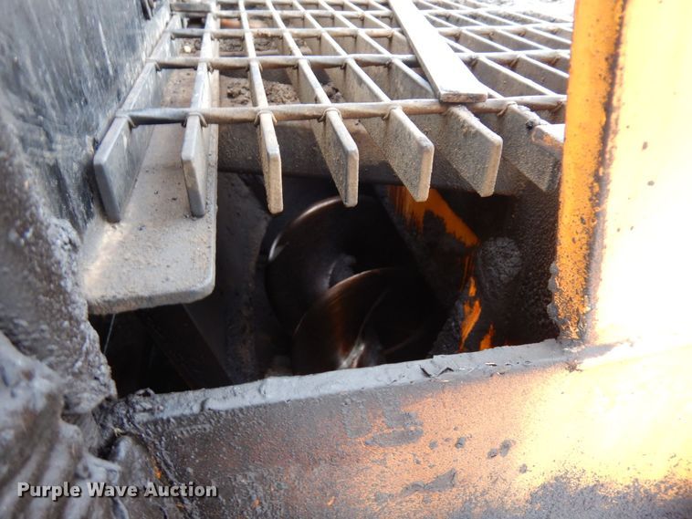 image for item AF9294 2018 Lee Boy 8520  paver