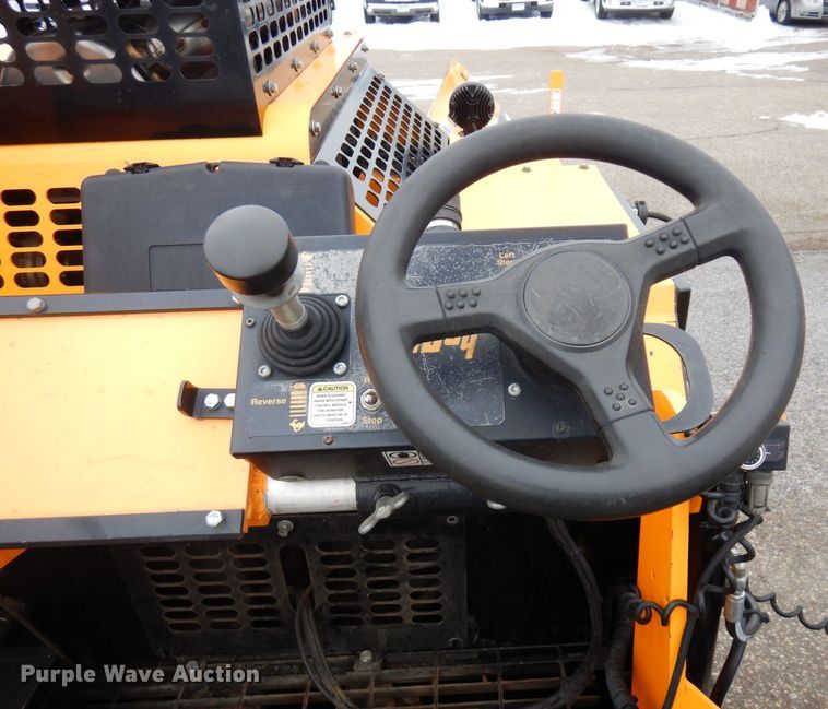 image for item AF9294 2018 Lee Boy 8520  paver