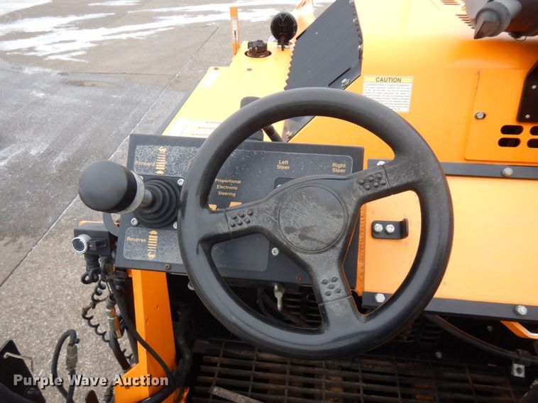 image for item AF9294 2018 Lee Boy 8520  paver