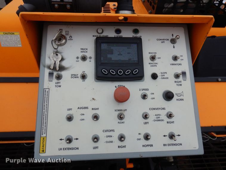 image for item AF9294 2018 Lee Boy 8520  paver