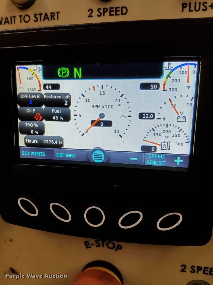 image for item AF9294 2018 Lee Boy 8520  paver