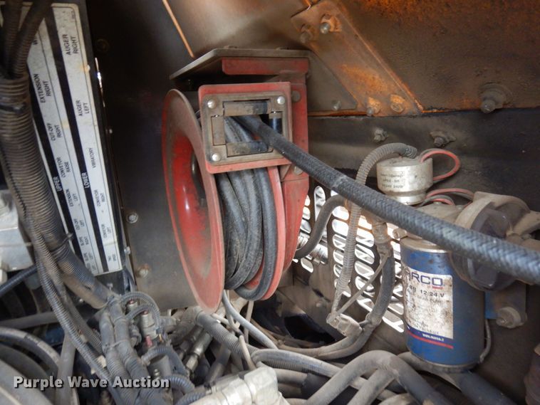 image for item AF9294 2018 Lee Boy 8520  paver