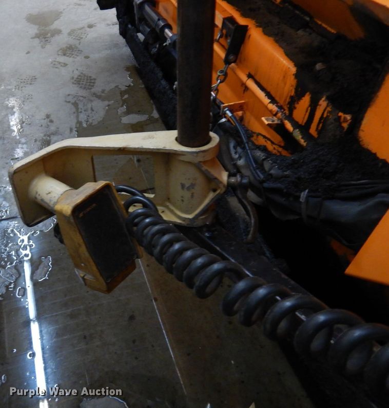 image for item AF9294 2018 Lee Boy 8520  paver