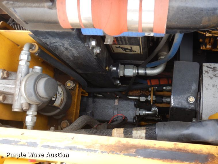 image for item AF9295 2016 Carlson CP100  paver