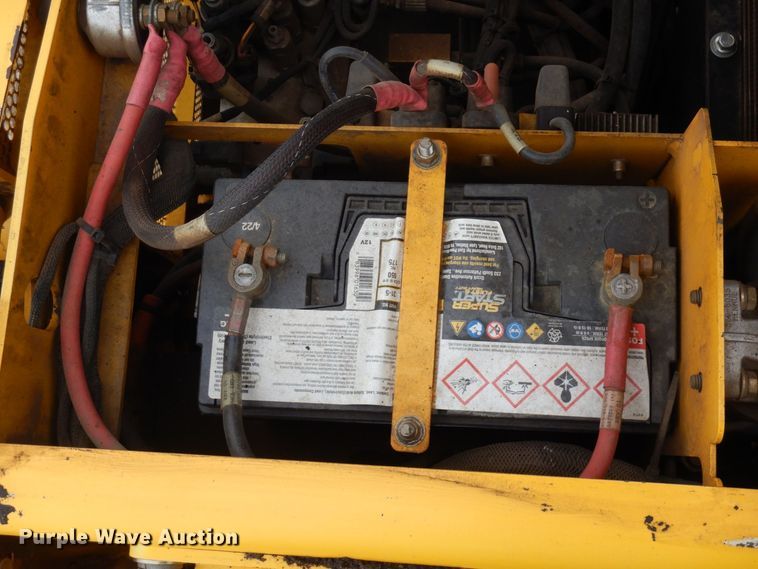 image for item AF9295 2016 Carlson CP100  paver