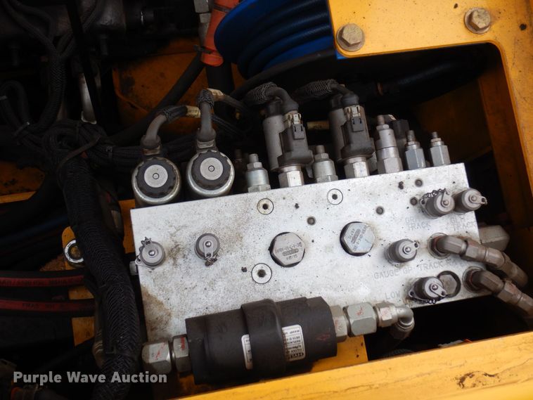 image for item AF9295 2016 Carlson CP100  paver