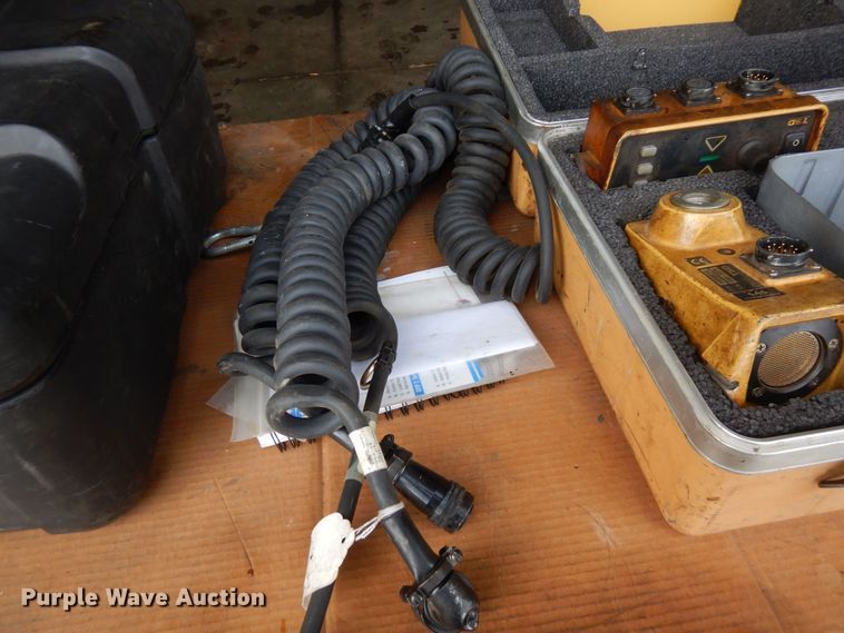 image for item AF9295 2016 Carlson CP100  paver