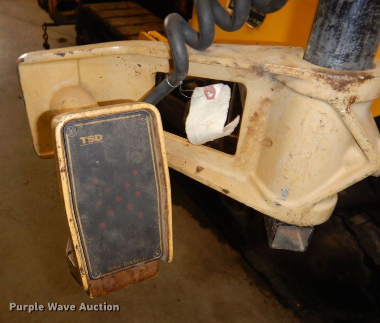 image for item AF9295 2016 Carlson CP100  paver