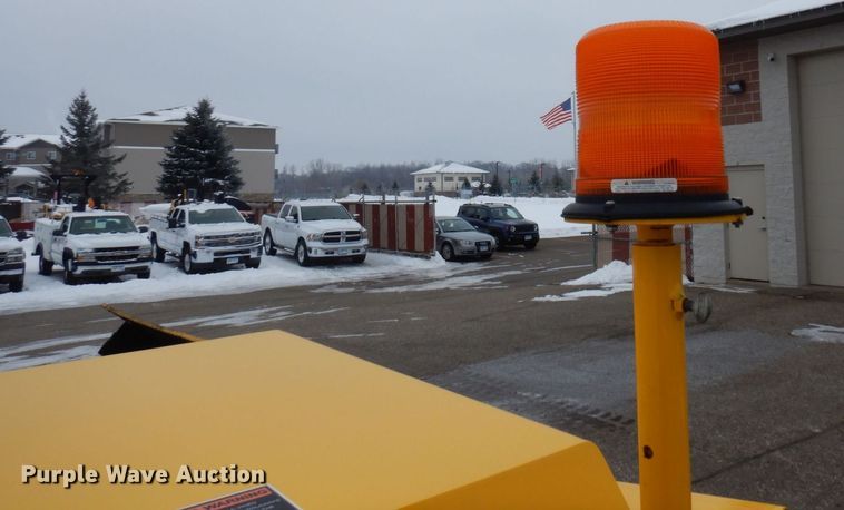 image for item AF9296 2019 Carlson CP85  paver