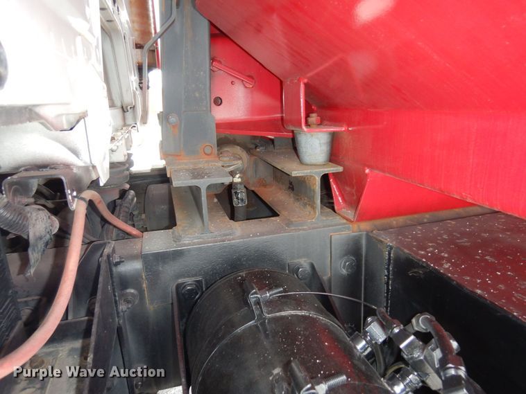 image for item AF9312 2000 Freightliner FL80  dump truck