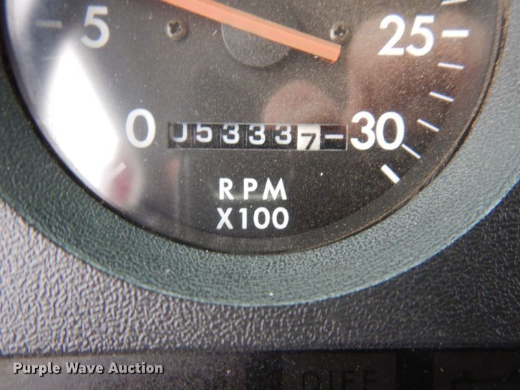 image for item AF9312 2000 Freightliner FL80  dump truck