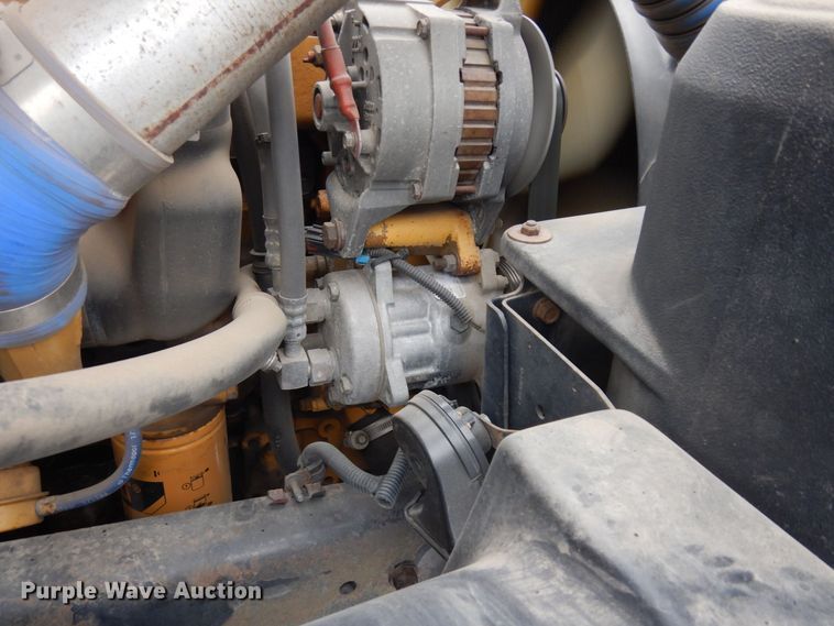 image for item AF9312 2000 Freightliner FL80  dump truck