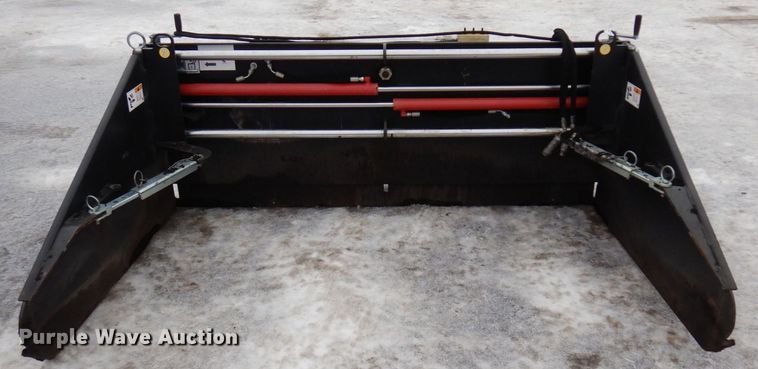 image for item AF9313 2015 Simex ST200  skid steer asphalt float