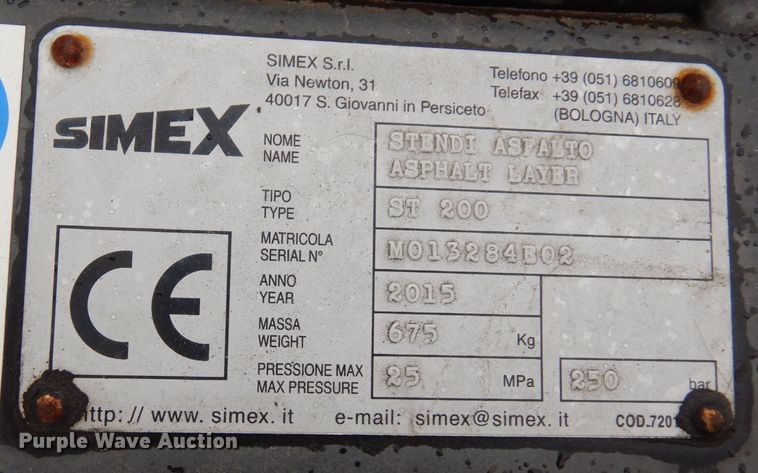 image for item AF9313 2015 Simex ST200  skid steer asphalt float