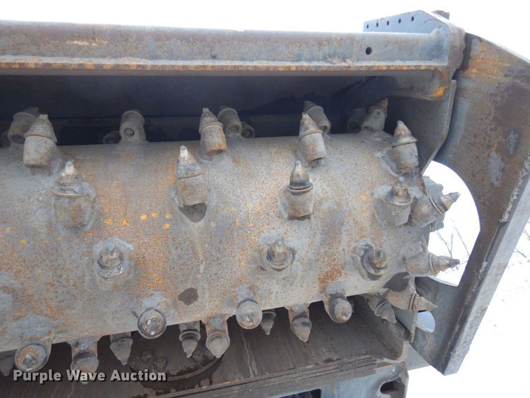 image for item AF9318 2014 Bobcat 40  skid steer cold planer