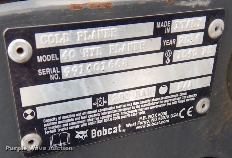 image for item AF9318 2014 Bobcat 40  skid steer cold planer