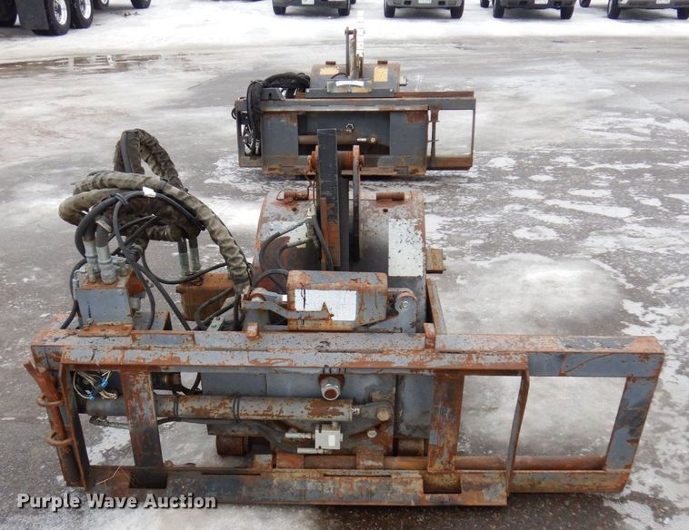 image for item AF9319 Coneqtec Universal AP400  skid steer cold planer