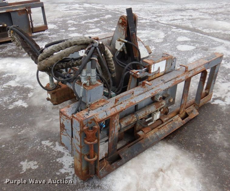 image for item AF9319 Coneqtec Universal AP400  skid steer cold planer