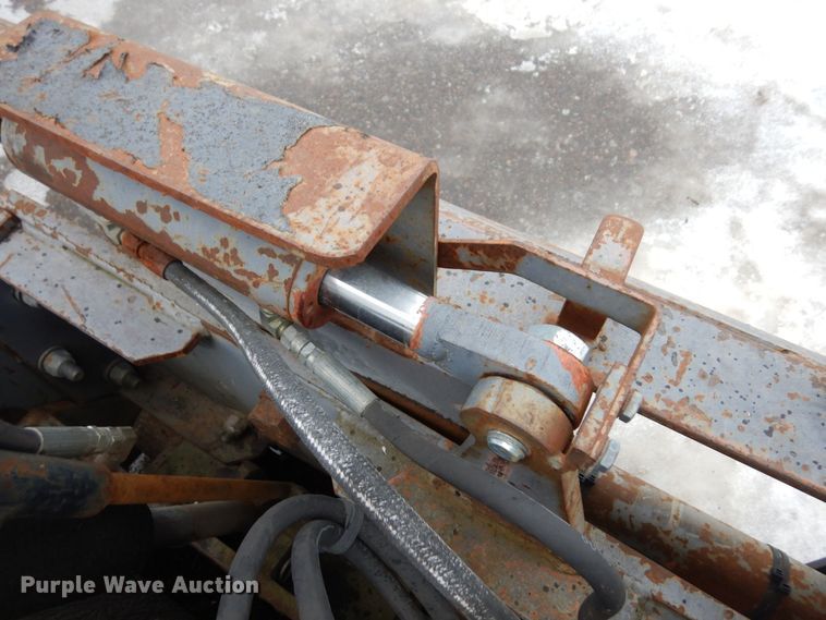 image for item AF9319 Coneqtec Universal AP400  skid steer cold planer