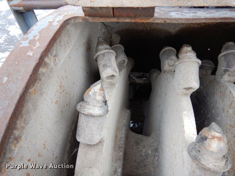 image for item AF9319 Coneqtec Universal AP400  skid steer cold planer