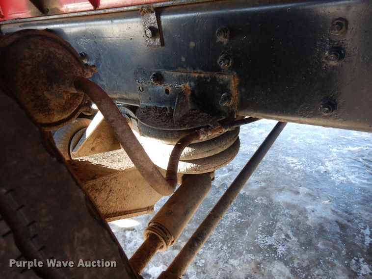 image for item AF9321 1997 Volvo WG  dump truck