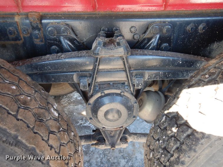 image for item AF9321 1997 Volvo WG  dump truck