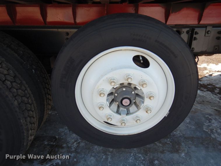 image for item AF9321 1997 Volvo WG  dump truck