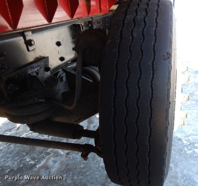 image for item AF9321 1997 Volvo WG  dump truck