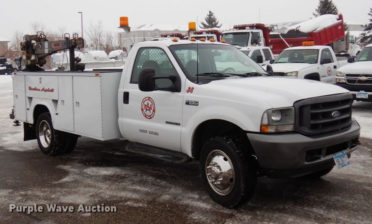 image for item AF9322 2003 Ford F550 Super Duty  utility / service truck