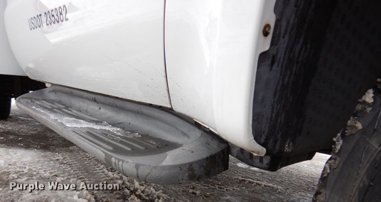 image for item AF9322 2003 Ford F550 Super Duty  utility / service truck