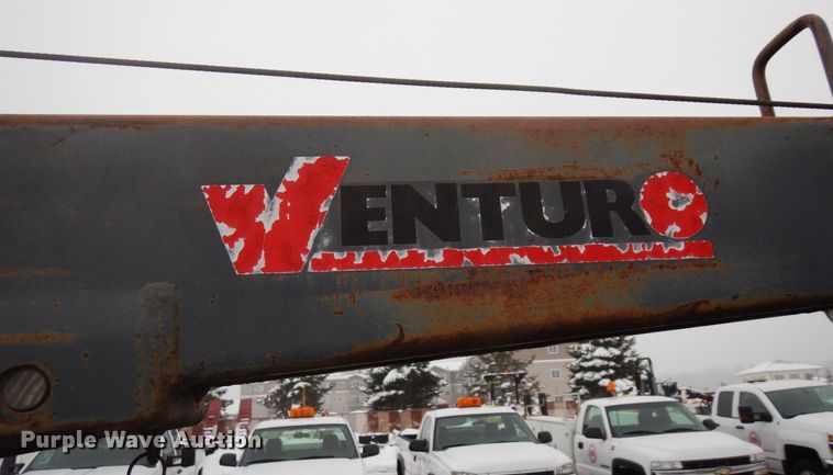 image for item AF9322 2003 Ford F550 Super Duty  utility / service truck