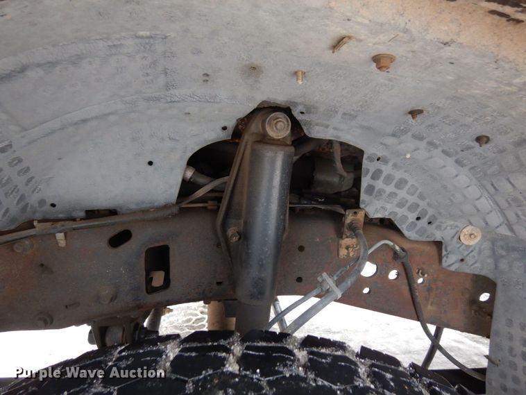 image for item AF9322 2003 Ford F550 Super Duty  utility / service truck