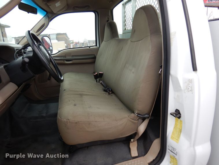 image for item AF9322 2003 Ford F550 Super Duty  utility / service truck