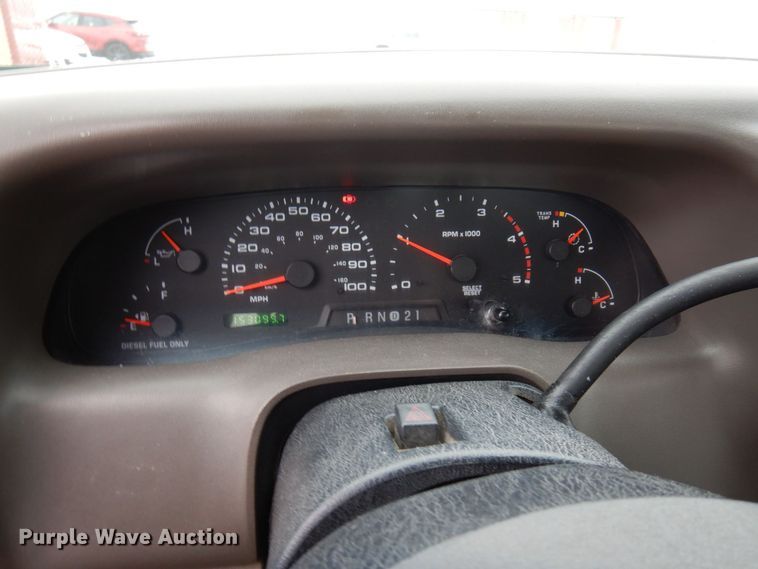 image for item AF9322 2003 Ford F550 Super Duty  utility / service truck