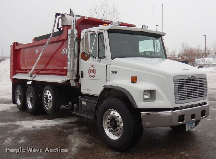 image for item AF9324 2001 Freightliner FL80  dump truck