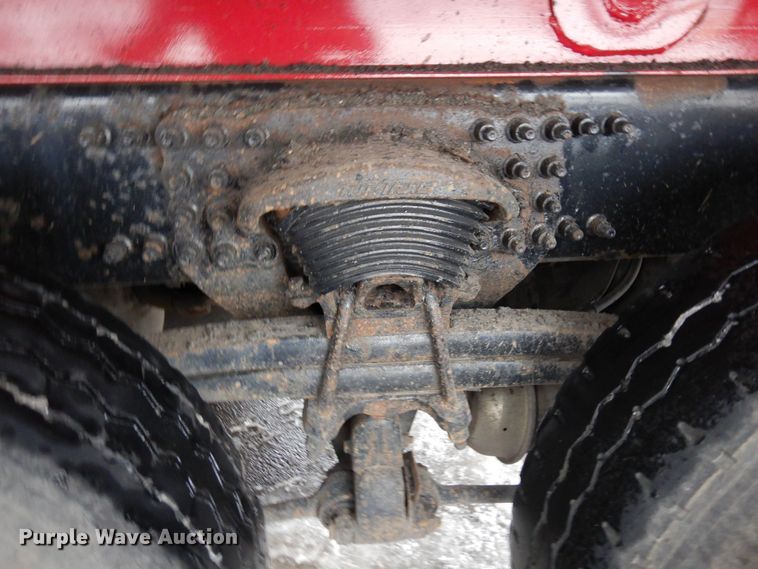 image for item AF9324 2001 Freightliner FL80  dump truck