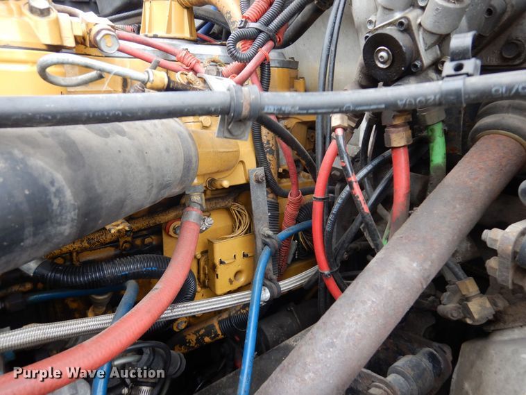 image for item AF9324 2001 Freightliner FL80  dump truck