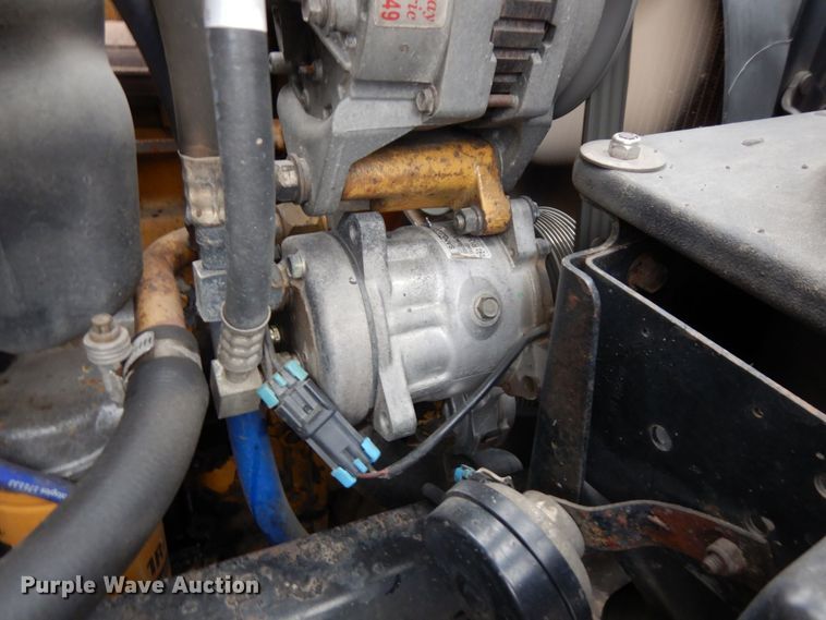 image for item AF9324 2001 Freightliner FL80  dump truck