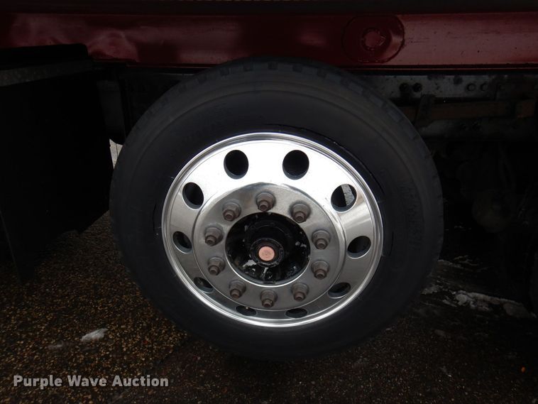 image for item AF9324 2001 Freightliner FL80  dump truck