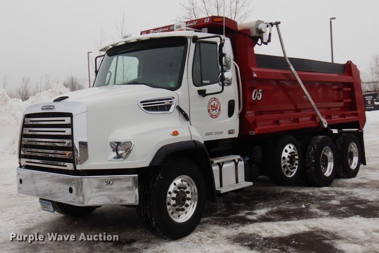 image for item AF9325 2016 Freightliner 114SD  dump truck