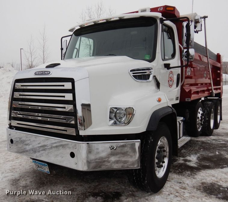 image for item AF9325 2016 Freightliner 114SD  dump truck