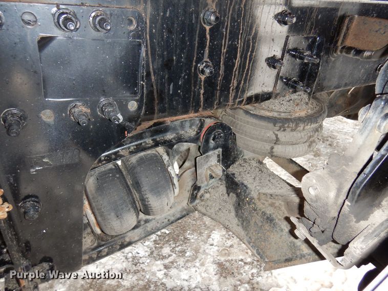 image for item AF9325 2016 Freightliner 114SD  dump truck