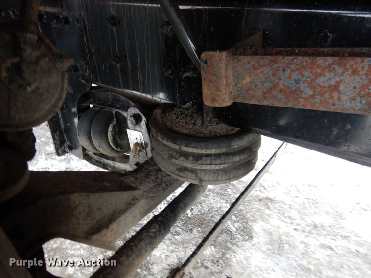 image for item AF9325 2016 Freightliner 114SD  dump truck